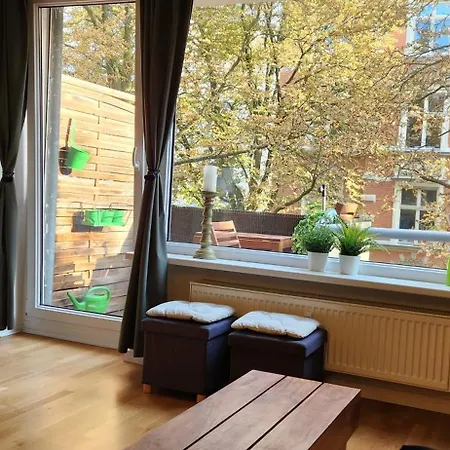 Like - West Berlijn